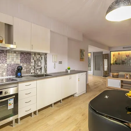 Pandora Loft *